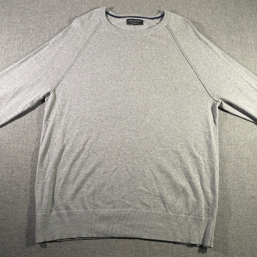 Banana Republic Premium Luxe Yarn Gray‎ Crew Neck Long Sleeve Knit Sweater L